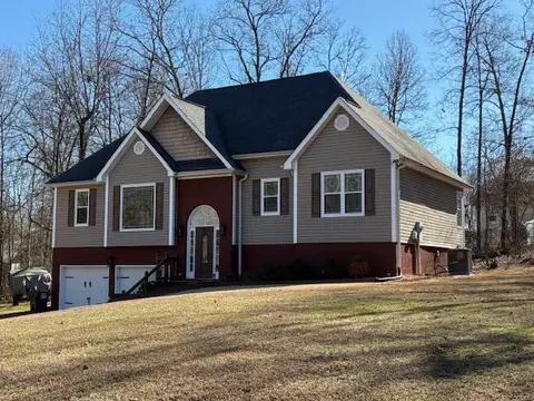 Exterior - 850 Van Dell Dr, Rock Spring, GA 30739 photo 12 of 17