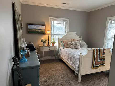 Bedroom - 450 Guyler St, Ringgold, GA 30736 photo 6 of 8