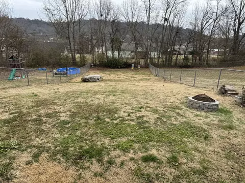 Exterior - 450 Guyler St, Ringgold, GA 30736 photo 2 of 4