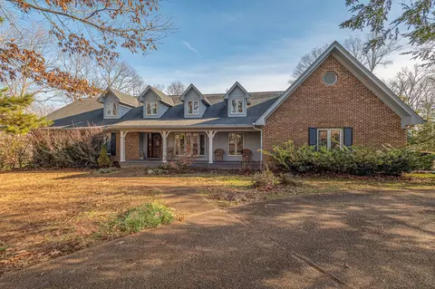 5116 Graystone Ln, Ooltewah, TN 37363