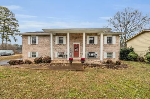 89 Milford Dr, Rossville, GA 30741