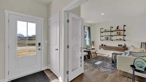 Entry Way - 5733 Prickly Loop, Ooltewah, TN 37363 photo 1 of 4