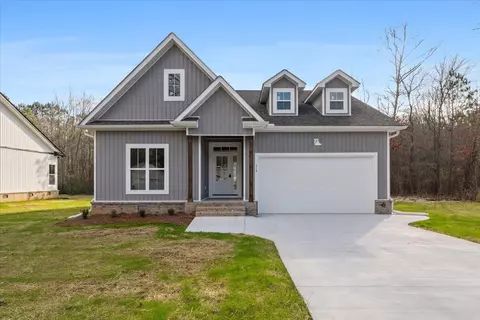 714 Forrest Ave, Scottsboro, AL 35768