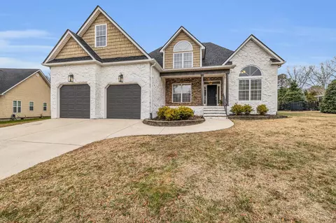 205 Honeysuckle Dr, Rock Spring, GA 30739