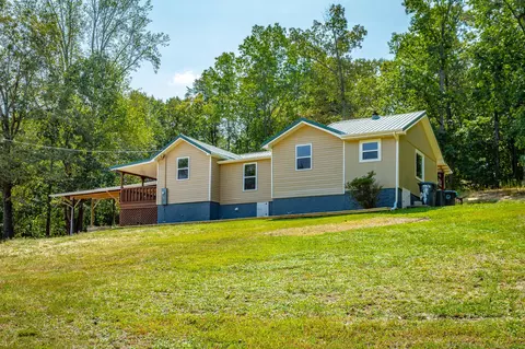 49 Enloe St, Lafayette, GA 30728