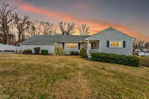 3780 Morton Dr, Chattanooga, TN 37415