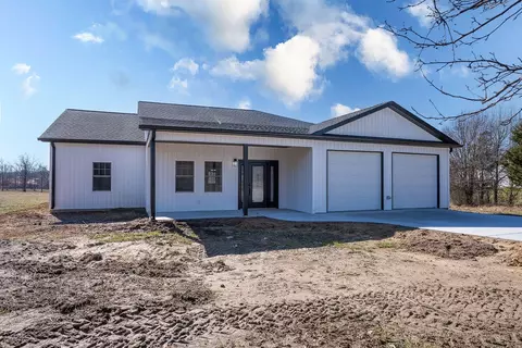 230 Frank Gass Rd, Trenton, GA 30752