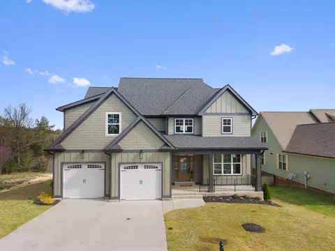 614 Lakeshore Cove Dr #19, Fort Oglethorpe, GA 30742