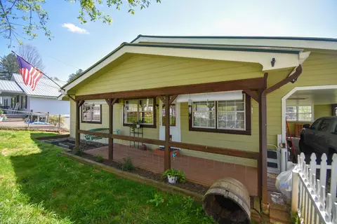 198 Main St, Copperhill, TN 37317