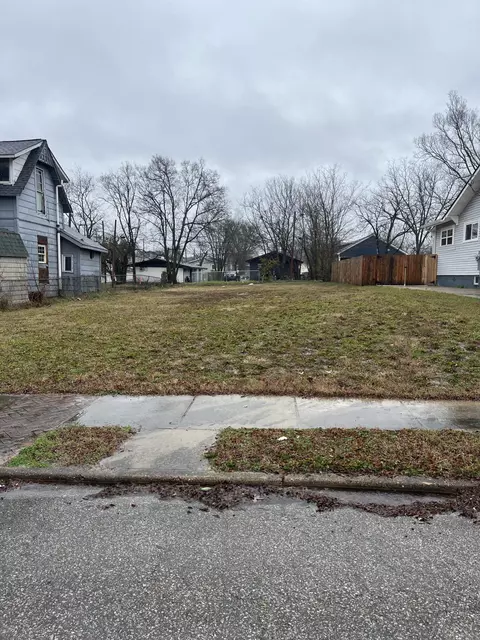 2103 E 12th St, Chattanooga, TN 37404