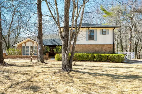 1824 Rock Bluff Rd, Hixson, TN 37343