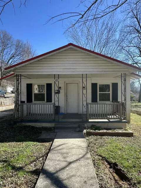 105 Locust Ave, South Pittsburg, TN 37380