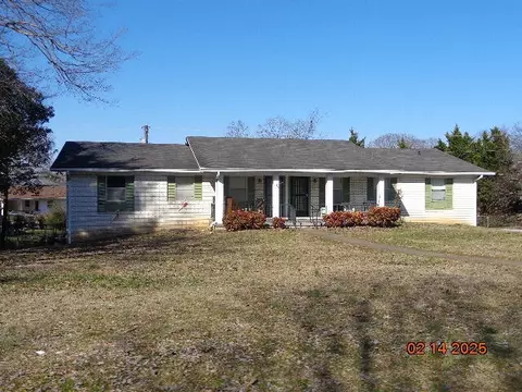 4003 Lara Ln, Chattanooga, TN 37416