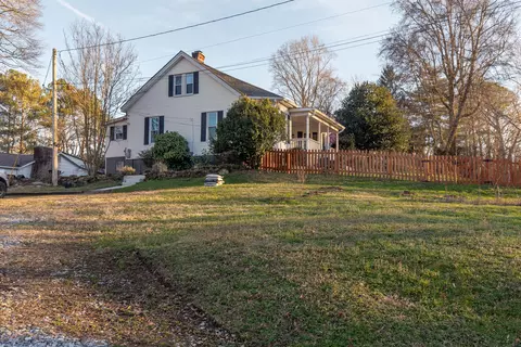 5822 Burnt Mill Rd, Chattanooga, TN 37410