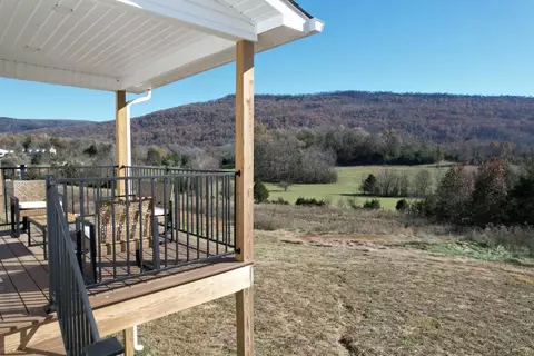 700 Sells Ln, Trenton, GA 30752