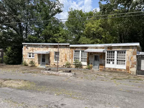 1096 County Rd 835, Fort Payne, AL 35968
