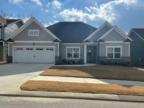 2713 Blue Skies Dr #36, Ooltewah, TN 37363