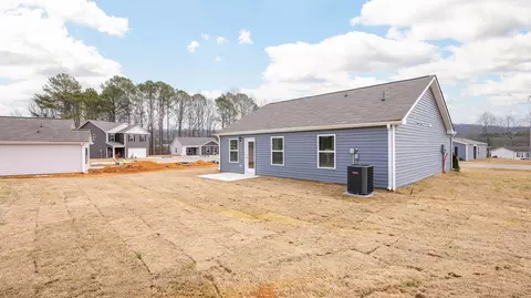 5 Rinde Ln, Lafayette, GA 30728