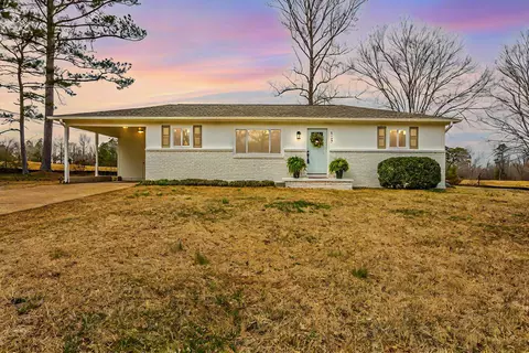 1127 Kinsey Dr, Chattanooga, TN 37421