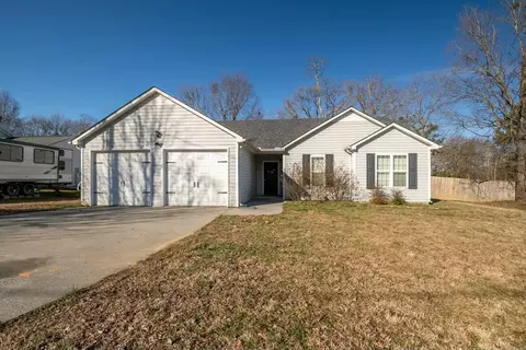 116 Shawn Ln, Chatsworth, GA 30705
