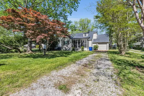 411 S Sweetbriar Ave, Chattanooga, TN 37411