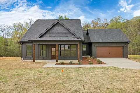 253 Sentry Oaks, Chickamauga, GA 30707