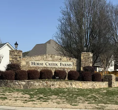 1112 Saddlebrook Dr, Chattanooga, TN 37405