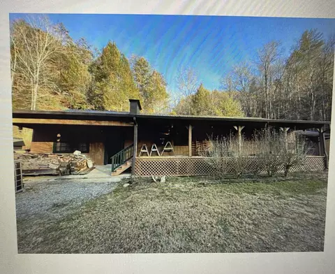 1400 Chestnut Valley Rd, Vonore, TN 37885