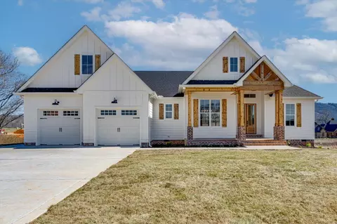 250 Starboard Dr, Jasper, TN 37347