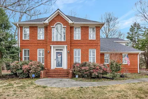 1227 Arabian Dr, Dalton, GA 30720