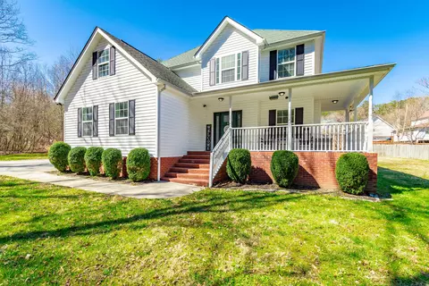6697 Sandswitch Rd, Hixson, TN 37343