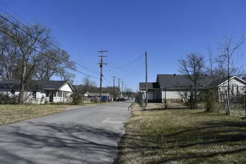 524 W Gordon Ave, Rossville, GA 30741