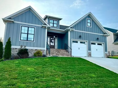 4887 Grove Park Dr NE, Cleveland, TN 37312