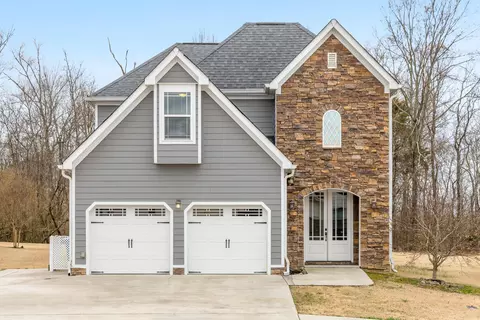 8360 Deer Run Cir, Ooltewah, TN 37363