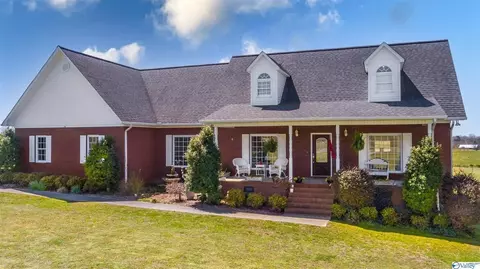 3995 Tammy Little Drive Dr, Section, AL 35771