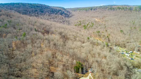 970 Water Fall Rd, Sequatchie, TN 37374 photo 3