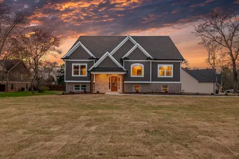 50 Windy Oak Dr, Rock Spring, GA 30739