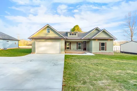 660 Elm St, Dunlap, TN 37327