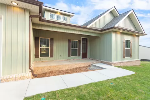 660 Elm St, Dunlap, TN 37327 photo 2