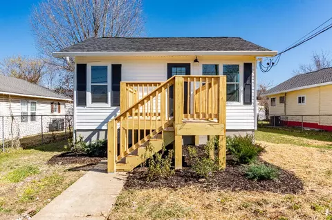2611 E 41st St, Chattanooga, TN 37407