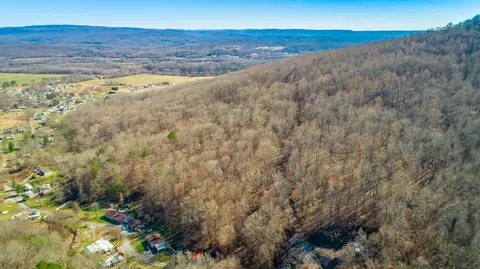 690 Waterfall Rd, Sequatchie, TN 37374 photo 11