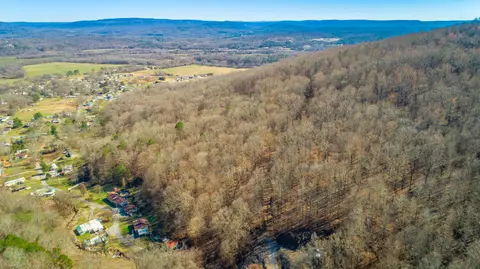 690 Waterfall Rd, Sequatchie, TN 37374 photo 12