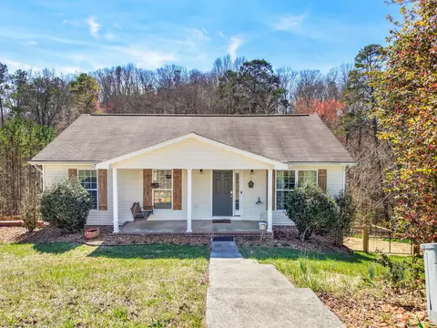 10428 Jeneva Ln, Soddy Daisy, TN 37379