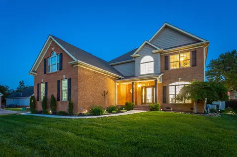 1418 Manassas Dr, Hixson, TN 37343