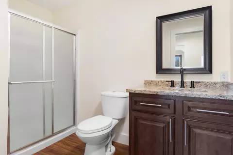Bath - 11134 E Brainerd Rd, Apison, TN 37302 photo 3 of 5