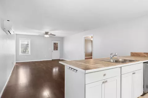 Living - 11134 E Brainerd Rd, Apison, TN 37302 photo 4 of 5