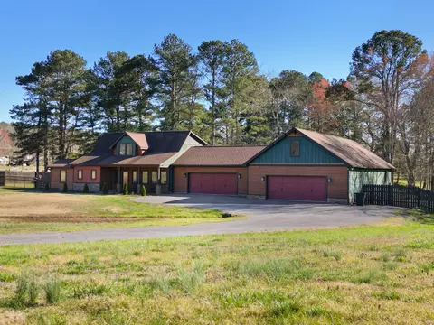 Exterior - 11134 E Brainerd Rd, Apison, TN 37302 photo 3 of 8
