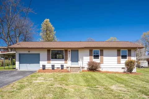 533 Cone Dr, Fort Oglethorpe, GA 30742