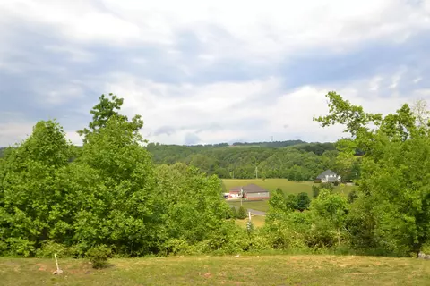 384 Greystone Dr, Ringgold, GA 30736