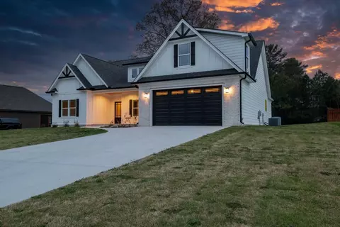 Exterior - 273 Twelve Oaks Dr, Rock Spring, GA 30739 photo 5 of 9